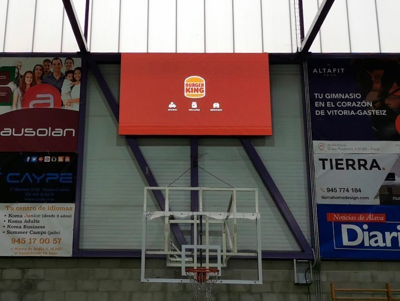 marcador de baloncesto publicidad